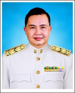 นายสำรวย ภักดี
