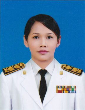 นางนฤนันท์ เพชรสุวรรณ